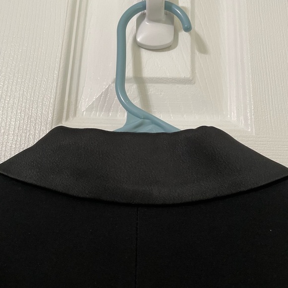 Jonathan Simkhai Women’s NWT Black Eye Closure Ruched Crepe Blazer Size 2 - Picture 12 of 13